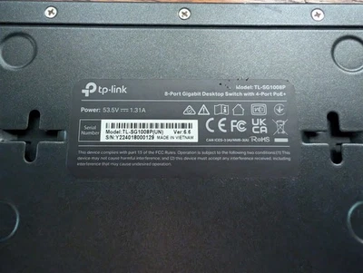 TP Link TL-SG1008P Switch - Image 1 of 2