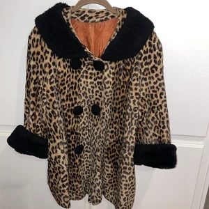 Cute Vintage Faux Fur Coat Leopard Print Sz Med To Large 50’s 60’s Needs Repairs - Picture 1 of 12