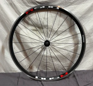 Shimano WH-R501 20-Bladed Spoke Lightweight Aluminum 622x15/700C Front Wheel - Picture 1 of 6