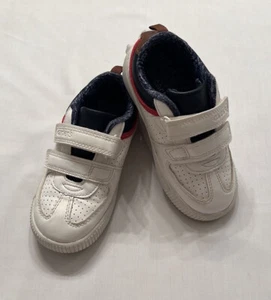 Carter's Boys White Sneakers Casual Kids Tennis Shoes, Straps Closure. Size 10. - Picture 1 of 7