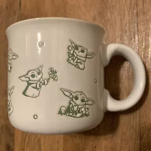 Star Wars Baby Yoda Mug Oversized Green Impressions Of Yoda On White Rare - Picture 1 of 7