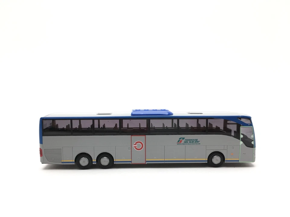 BLACKSTAR BS00088 H0 Autobus MB Tourismo L 17 RHD "Ferrovie del Sud Est" - Immagine 1 di 3