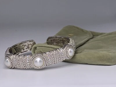 Brazalete Judith Ripka Plata Esterlina Estación Perla Bisagras 7" Foto 1 de 4