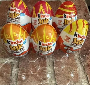 Huevos Kinder Joy, 6 unidades, juguete Treat Plus, cremas dulces y obleas de chocolate, en - Imagen 1 de 2