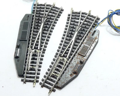 Märklin 2161/2261 H0 K-Track Electric Turnout Pair L/R #33 - Image 1 of 4