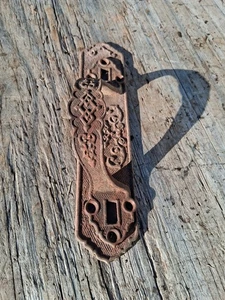 Antique Cast Iron Thumb Latch Door Pull ? Handle Ornate Victorian 150 Years Old - Picture 1 of 12