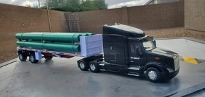 1/32 ERTL PETERBILT 579  SEMI TRACTOR, WITH NEW RAY TRAILER (CUSTOM) - Picture 1 of 12