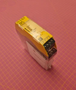 PILZ Sicherheitsschaltgerät PNOZ s6 24VDC 3 n/o 1 n/c | 750106 Neu+OVP - Picture 1 of 4