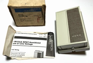NOS Johnson Controls Penn Humidistat W42AA-1 125VA@120/240VAC 10%-90% RH SPDT - Picture 1 of 3