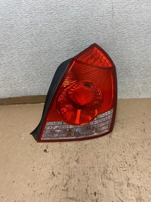Luz trasera pasajero derecho Hyundai Elantra 2004 2005 2006 sedán OEM U8781 DW Foto 1 de 4