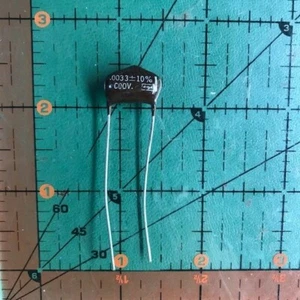 3300pF 600v Cornell Dubilier Brown Drop Capacitor DPMS6D33 .0033uF 3.3nF Audio - Picture 1 of 3