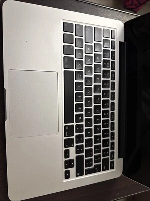 Apple MacBook Pro 13" (256GB SSD, Intel Core i5-4278U, 2.6 GHz , 16GB) Laptop - - Image 1 of 4