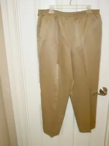 Two Pair  Dunner Green ( 14) and Brown (16)  Ladies Slacks  Never Worn REDUCED - Picture 1 of 3