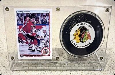 🏒 HOF Jeremy Roenick SIGNED PUCK with Upper Deck ROOKIE card in display case - Image 1 of 2