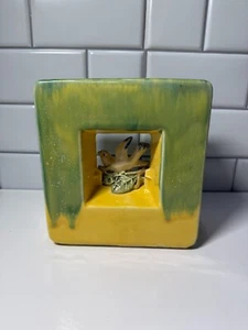 VINTAGE 1951 McCOY KERAMIK GELB & GRÜN 9" X 6" DOPPEL VOGEL VASE ÜBERTOPF 3-D - Bild 1 von 5