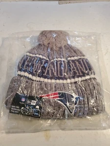 New Era NFL Sideline On Field Sport Knit Beanie Strickmütze NEW ENGLAND PATRIOTS #2 - Bild 1 von 3