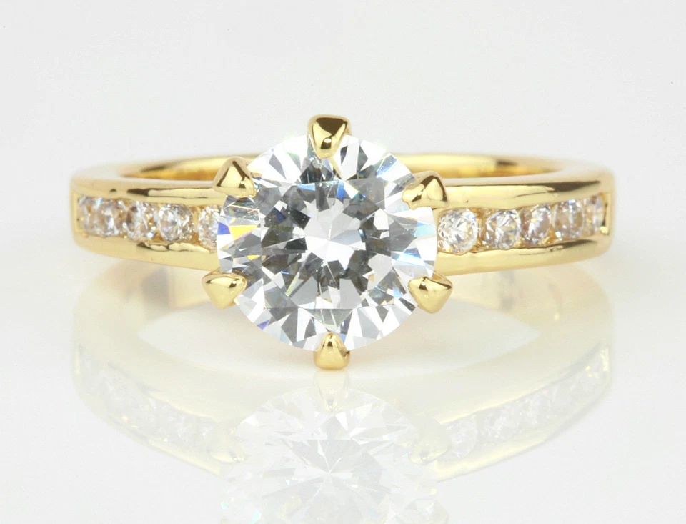 ANILLO PARA BODA, COMPROMISO,CUMPLEAÑOS,ORO 18 KT. CHAPADO CON PIEDRAS CIRCONIOS - Imagen 1 de 1