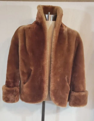 VINTAGE 1940's Golden Mouton  Sonnonfeld's St. Louis Coat size S - Image 1 of 4