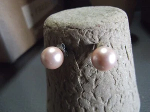 1 Paar alte Ohrstecker 1/8 Zoll rosa Erbsengröße mit Perlenoptik Stein - Bild 1 von 8