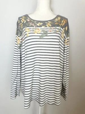 Croft & Barrow Classic Tee Shirt Size 2X Gray White Striped Floral Scoop Neck - Image 1 of 4