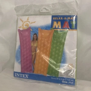 Intex Relax-a-mat Air Mattress Green Pool Water Float 27 x 72 Pillow Top 2011 - Picture 1 of 6