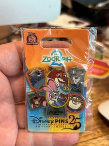 Spilla a grappolo Disney Zootopia 2 - Foto 1 di 1