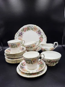 Vintage Paragon Fine Bone China 'Country Lanes' Part Teaset - Picture 1 of 17