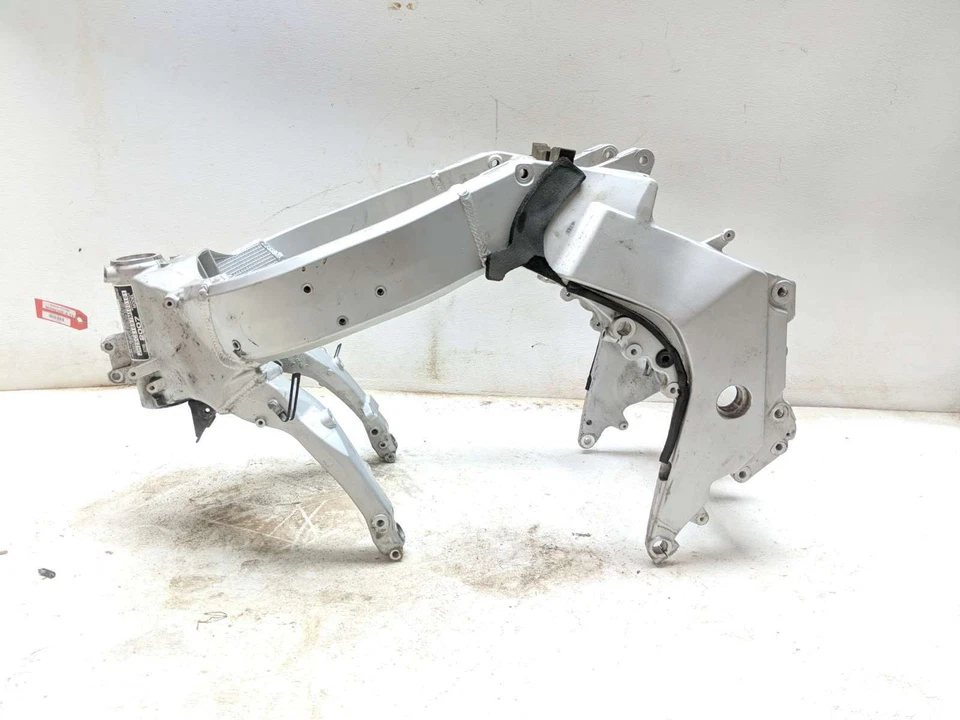 03-10 Honda ST1300 cuadro principal chasis recto SLVG Foto 1 de 4