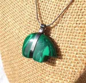 Southwest Malachite Bear Pendant Necklace 925 Sterling Silver Chain Green Carved - Picture 1 of 9