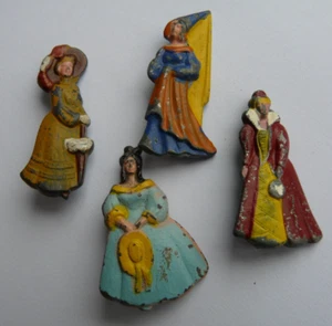 4 Different German WHW Winterhilfswerk Badges. Gau Wien. Women's Fashion (138) - Picture 1 of 2