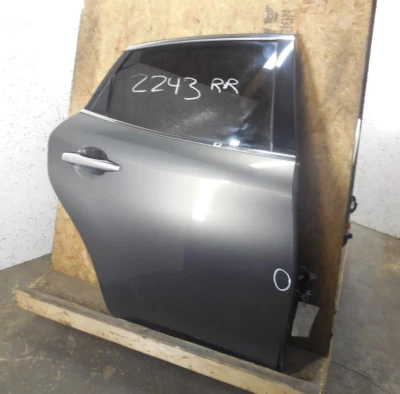 Infiniti M37 2011-2013 conjunto de puerta trasera pasajero derecho OEM gris KAT Foto 1 de 4