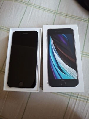 Apple iPhone SE (2020) - 64 GB - White (Boost Mobile) - Image 1 of 2