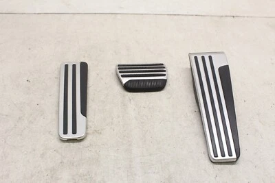 Infiniti Q50 RedSport400 2016-2021 OEM freno de gasolina y reposapiés cubierta de pedal embellecedores Foto 1 de 4