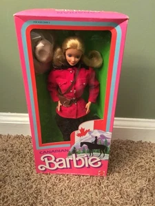 Bambola Barbie Canadese Vintage 1986 Mattel Dolls Of The World Collezione - Foto 1 di 7