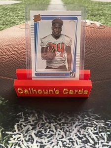 Donruss Larry Rountree III 2021 retrato de novato con clasificación Los Angeles Chargers - Imagen 1 de 2