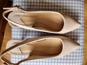 https://www.ebay.co.uk/b/Wide-Fit-Kitten-Heels/55793/bn_7023602848