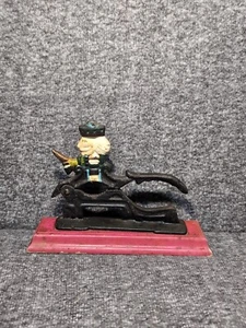 Vintage 1980s Cast Iron Nutcracker Soldier Wooden Base Christmas Holiday Retro - Picture 1 of 10