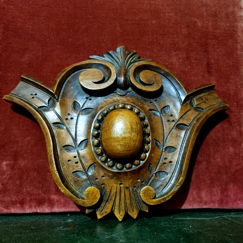 Coat of arms wood carving pediment 8 in - Antique French architectural salvage Cover