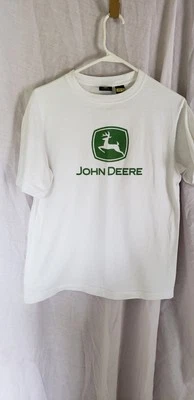 Boys 14-16 John Deere Tshirt. White. Green Logo. - Image 1 of 4