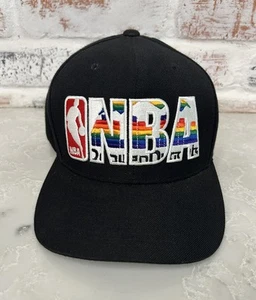 Raro Denver Nuggets NBA Rainbow Skyline SnapBack Sombrero - Imagen 1 de 8
