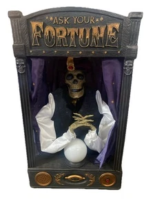 Home Accents Scheletro Indovino in Scatola Ritirato Halloween Animatronic FUNZIONA! - Foto 1 di 8