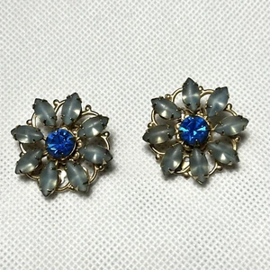 Vintage Blue Rhinestone & Blue Moonstone Flower Clip Earrings Gold Tone - Picture 1 of 10