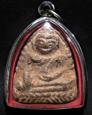 Amuleto tailandés Phra LP Toh Wat Bang Krating Pim Marn Wichai Foto 1 de 4