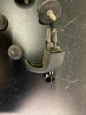 2002 Chevrolet Cavalier Cargo Hooks Misc Foto 1 de 3