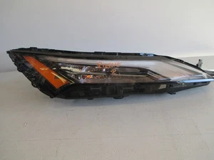 2021-2024 NISSAN ROGUE Right side Upper Headlight Assembly OEM 261206RR0D - Picture 1 of 8