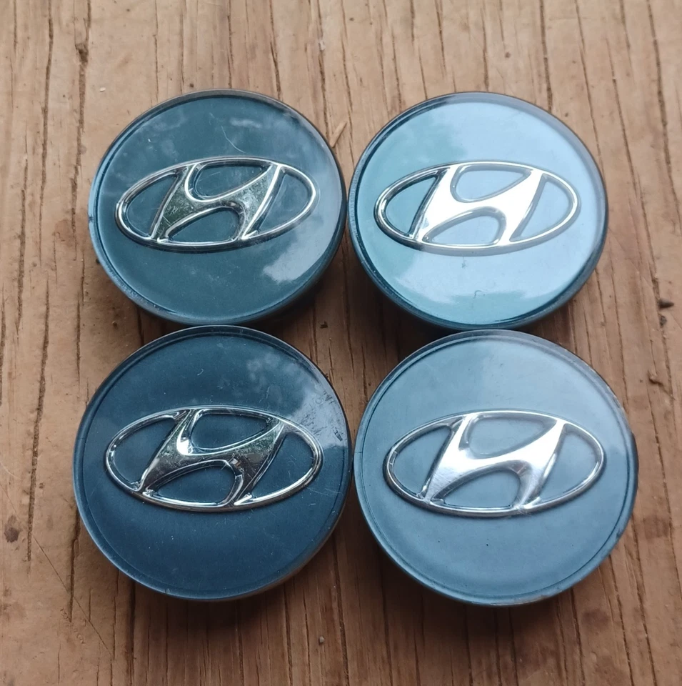 Juego de 4 tapas centrales Hyundai Sonata Tucson Azera, 2006-2009 p/n 52960 38300 BG Foto 1 de 3
