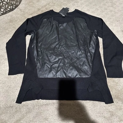 Top tejido con panel de imitación de cuero perforado negro Alfani. Talla S. ¡NUEVO CON ETIQUETAS! Foto 1 de 4