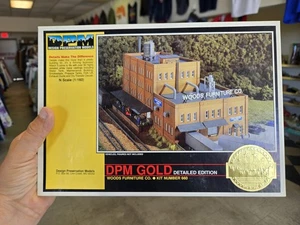 DPM Wood's Furniture Co. Detailed Edition #660 N Scale Model Kit - Picture 1 of 12
