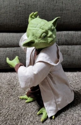 Figura parlante interactiva Star Wars Legendary YODA Jedi Master 16" Foto 1 de 4