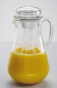 Saftkanne mit Eiswasser-Röhre, bruchsicher und Kühlbar 3 Liter - Bild 1 von 2